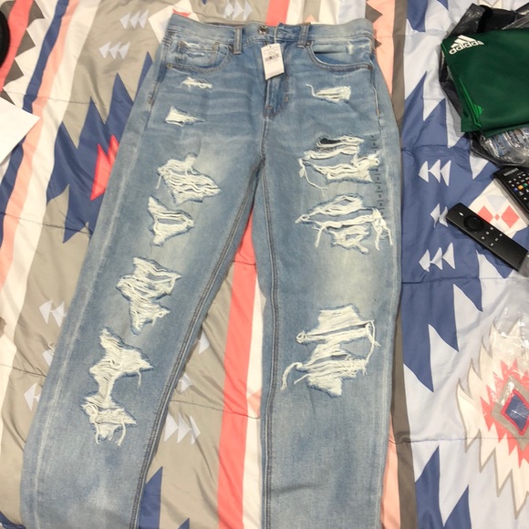 american eagle super destroyed mom jeans
